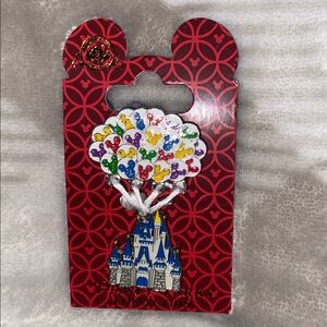 Disney Castle and Balloon Pin